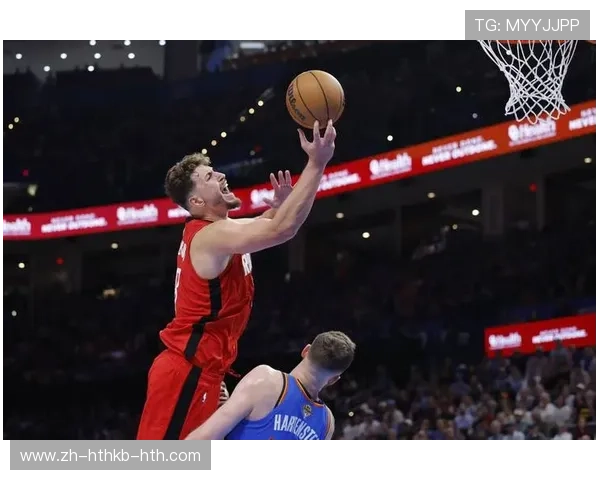 火箭队与上海队的全场比赛回放及精彩瞬间